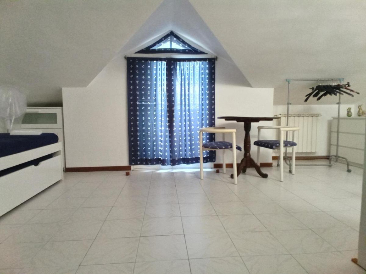 Appartamento - Terrazzo Vivibile Vista Mare, Wi-Fi Gratuito Vallecrosia Zewnętrze zdjęcie