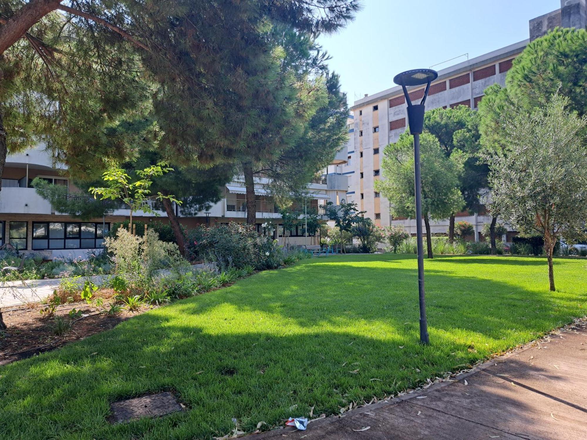 Appartamento - Terrazzo Vivibile Vista Mare, Wi-Fi Gratuito Vallecrosia Zewnętrze zdjęcie