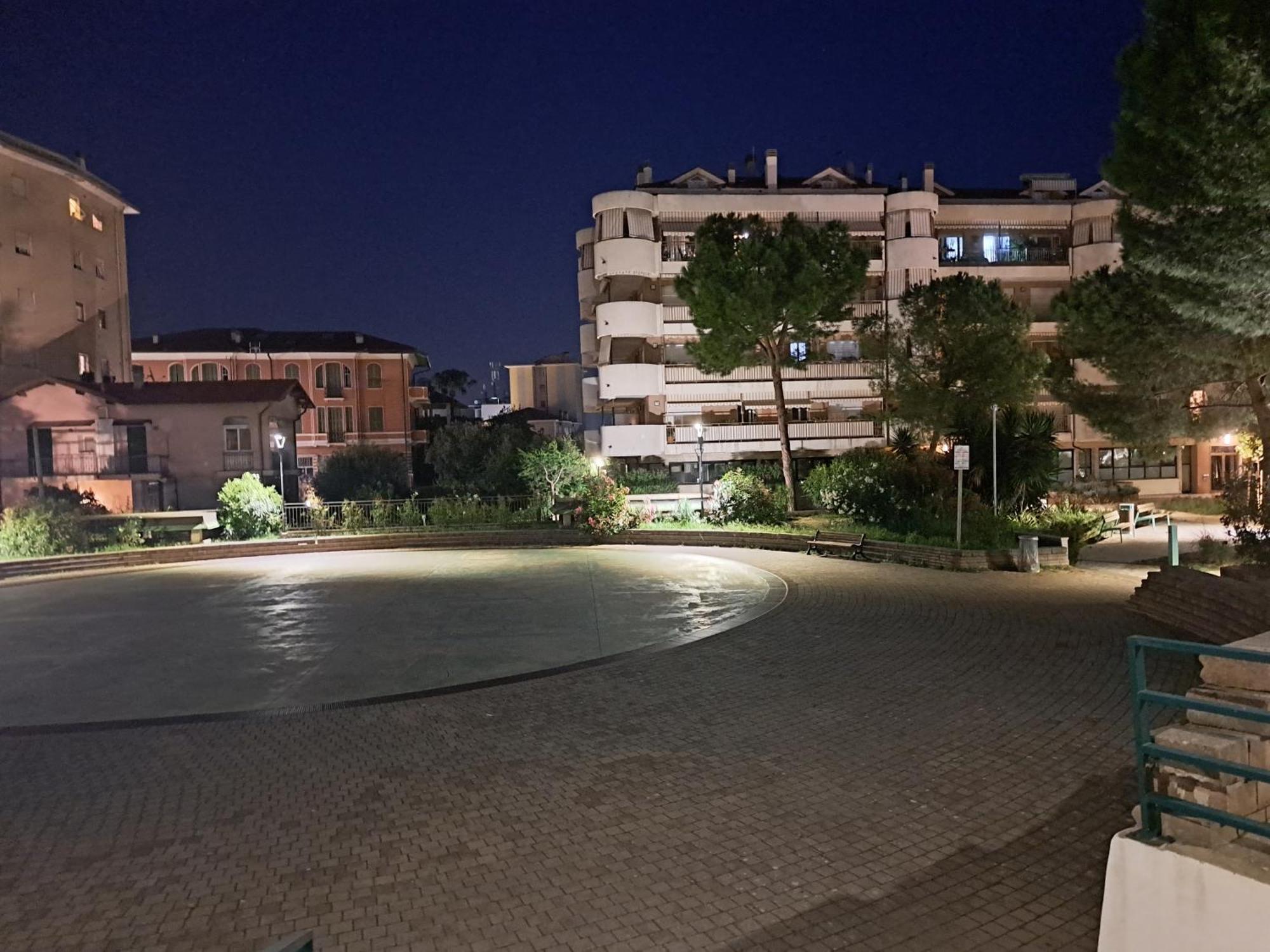 Appartamento - Terrazzo Vivibile Vista Mare, Wi-Fi Gratuito Vallecrosia Zewnętrze zdjęcie