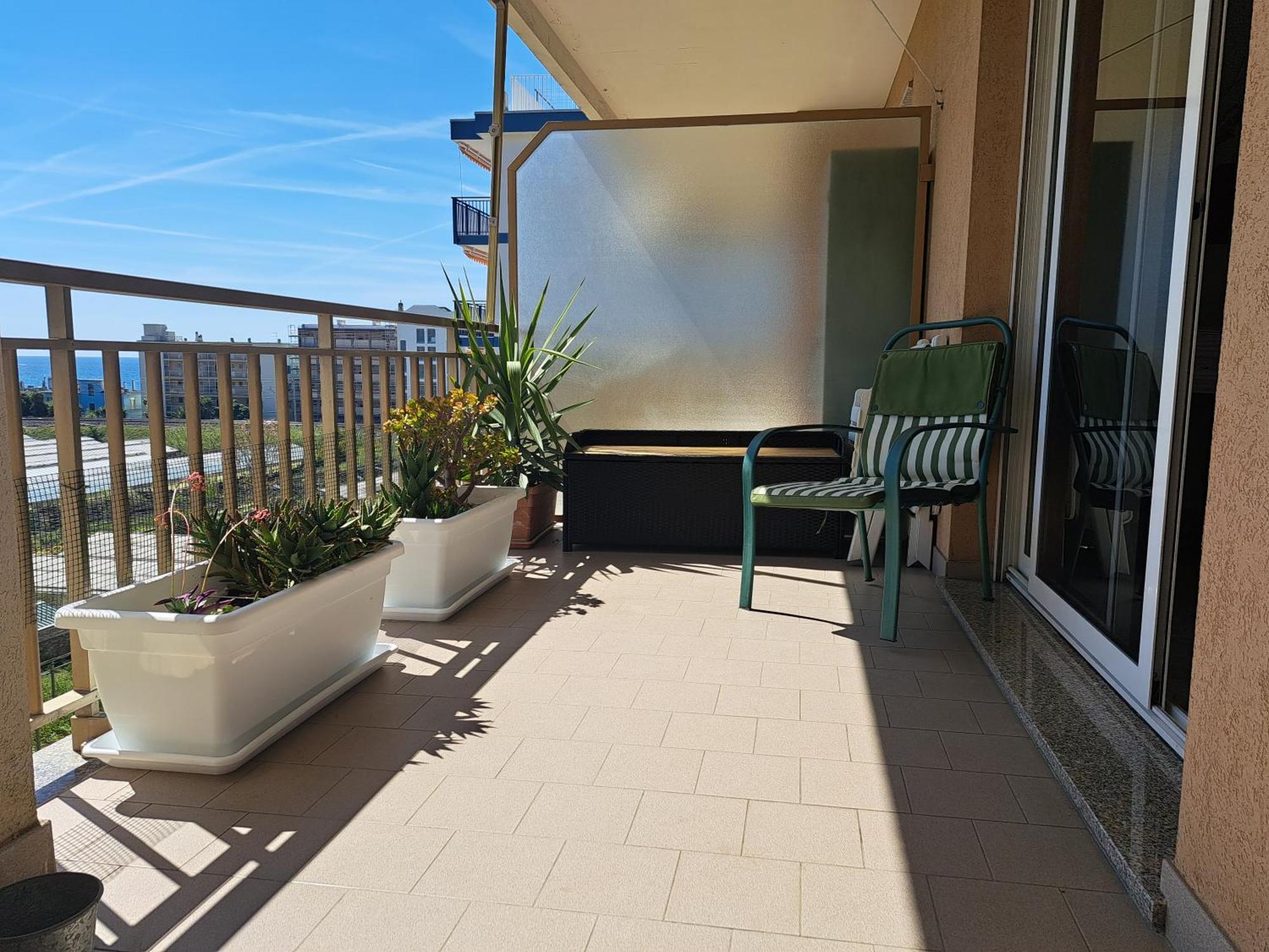 Appartamento - Terrazzo Vivibile Vista Mare, Wi-Fi Gratuito Vallecrosia Zewnętrze zdjęcie